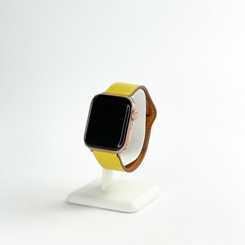 Кожаный ремешок Leather Rivet Clasp для Apple Watch 42/44/45mm Canary yellow Кожаный ремешок Leather Rivet Clasp для Apple Watch 42/44/45mm Canary yellow